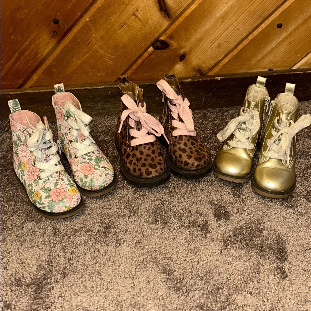 Toddler girls size 7 cat & jack combat boots bundle!!
